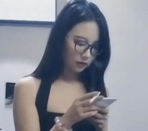 国产眼镜妹原视频,时尚潮流与民族魅力的完美融合